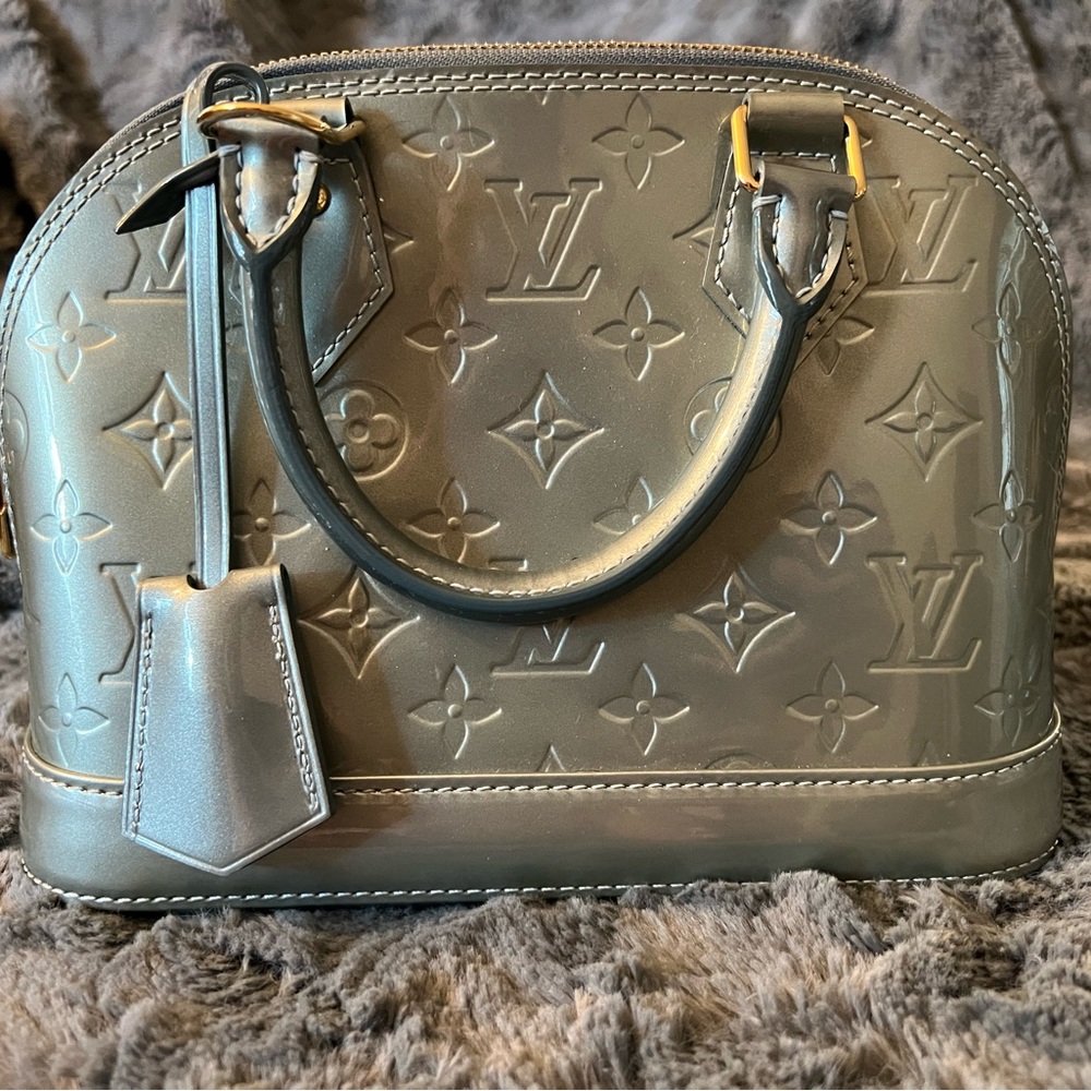 Louis Vuitton Alma BB